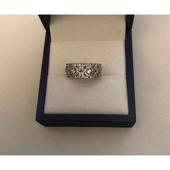 Pretty 2 Ct. Sim Diamond Filigree Design Wide Band Ring Sz 7 - Picture 1 of 3